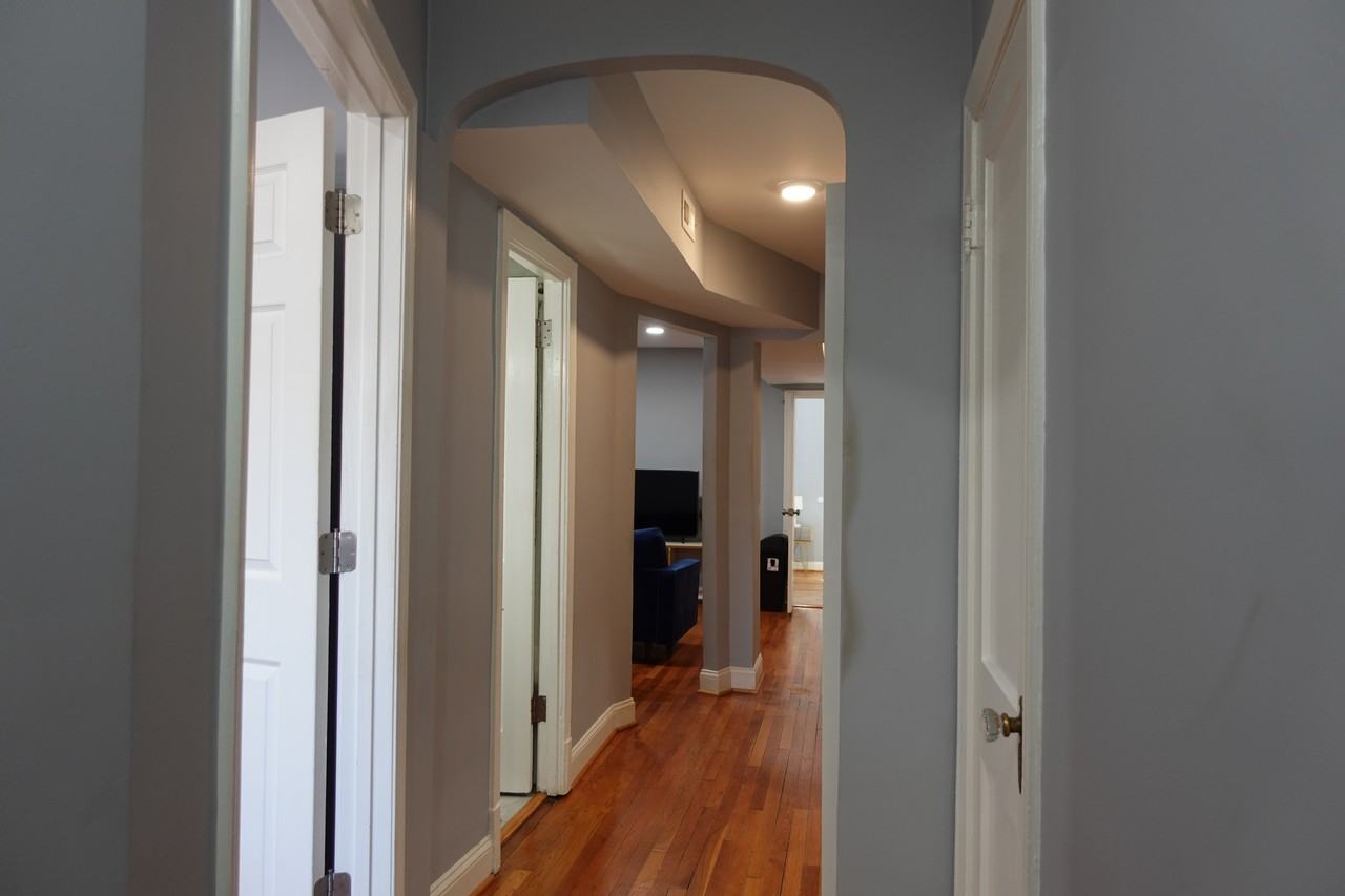 1228 18th St Ne - Photo 2 of 11