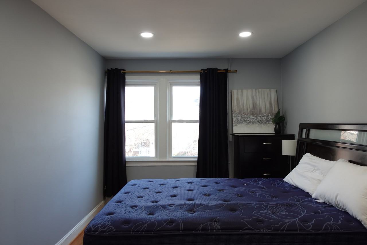 1228 18th St Ne - Photo 4 of 11