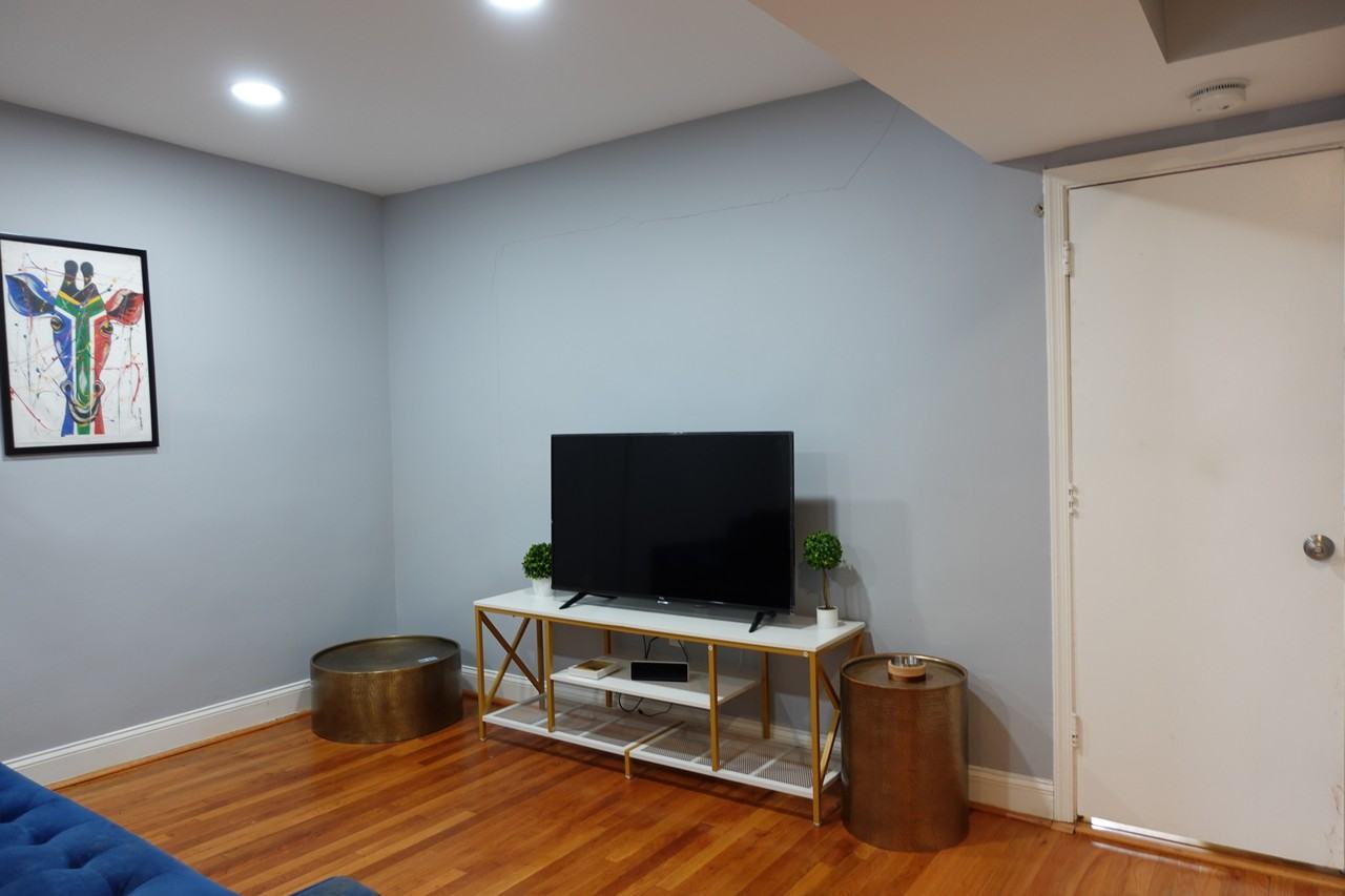 1228 18th St Ne - Photo 6 of 11