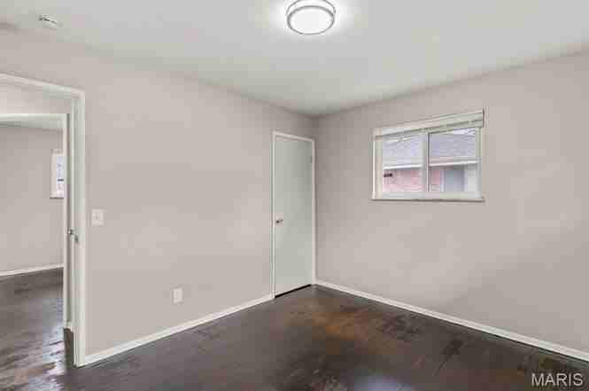 1223 Reale Ave - Photo 5 of 22