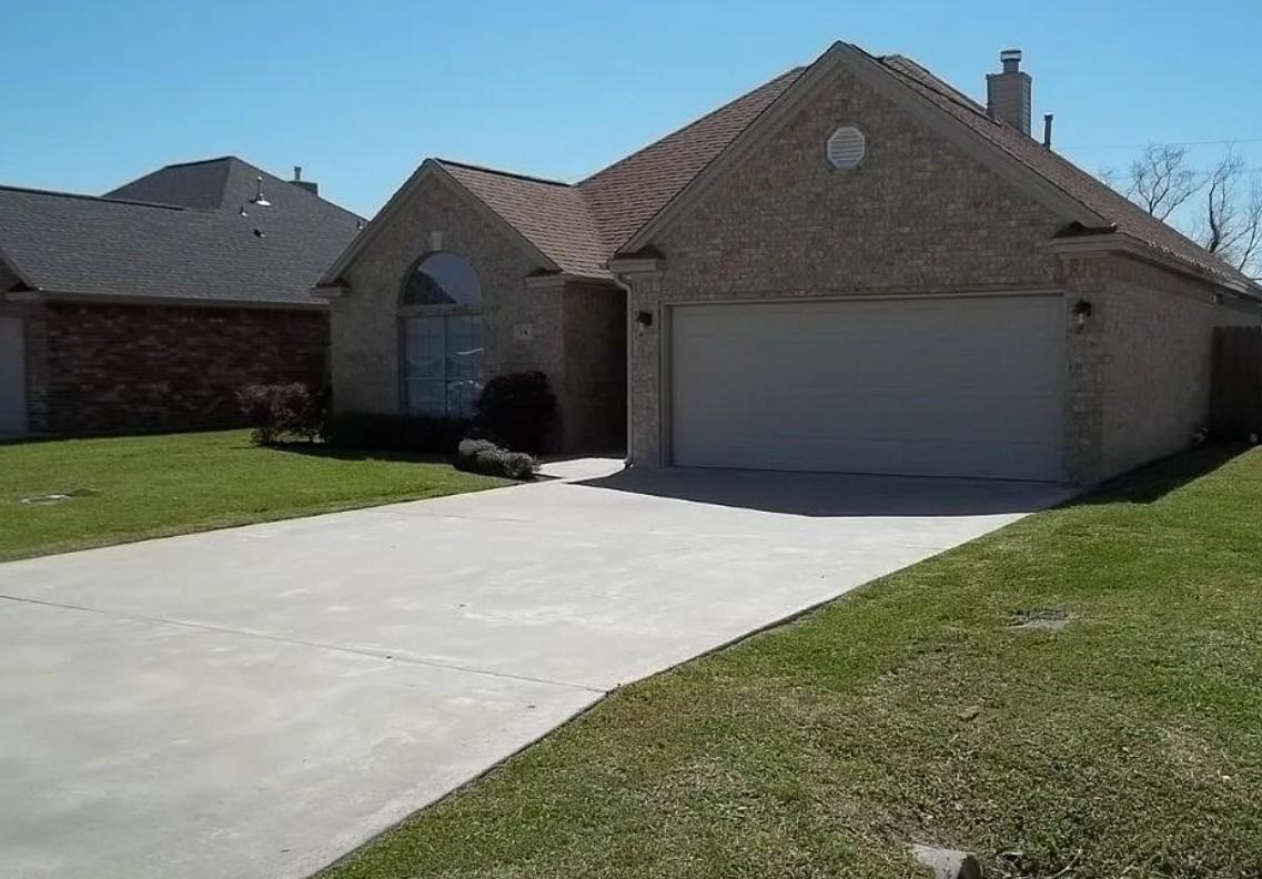 114 S 9th St - Photo 3 of 18