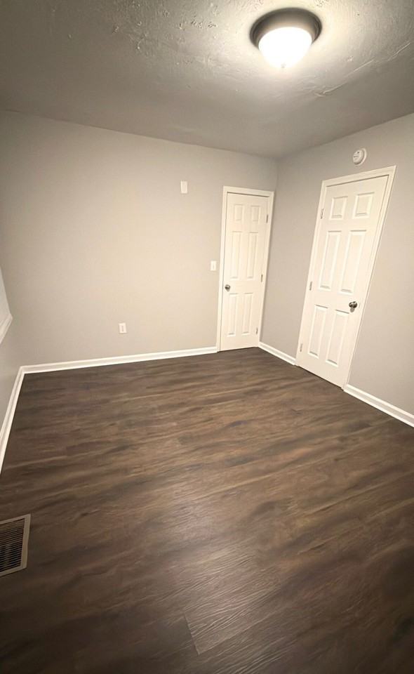 1317 Arcade Ave - Photo 6 of 16