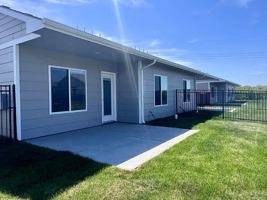 featured image of 3913 S Bluelake Ct