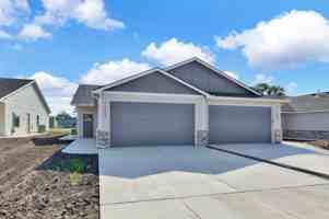 featured image of 16802 W Lawson St