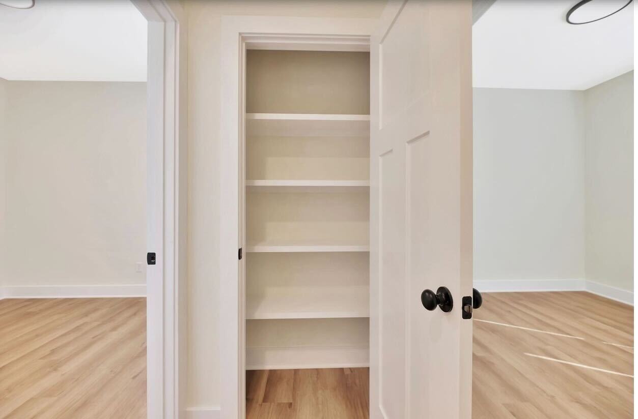 16802 W Lawson St - Photo 4 of 18