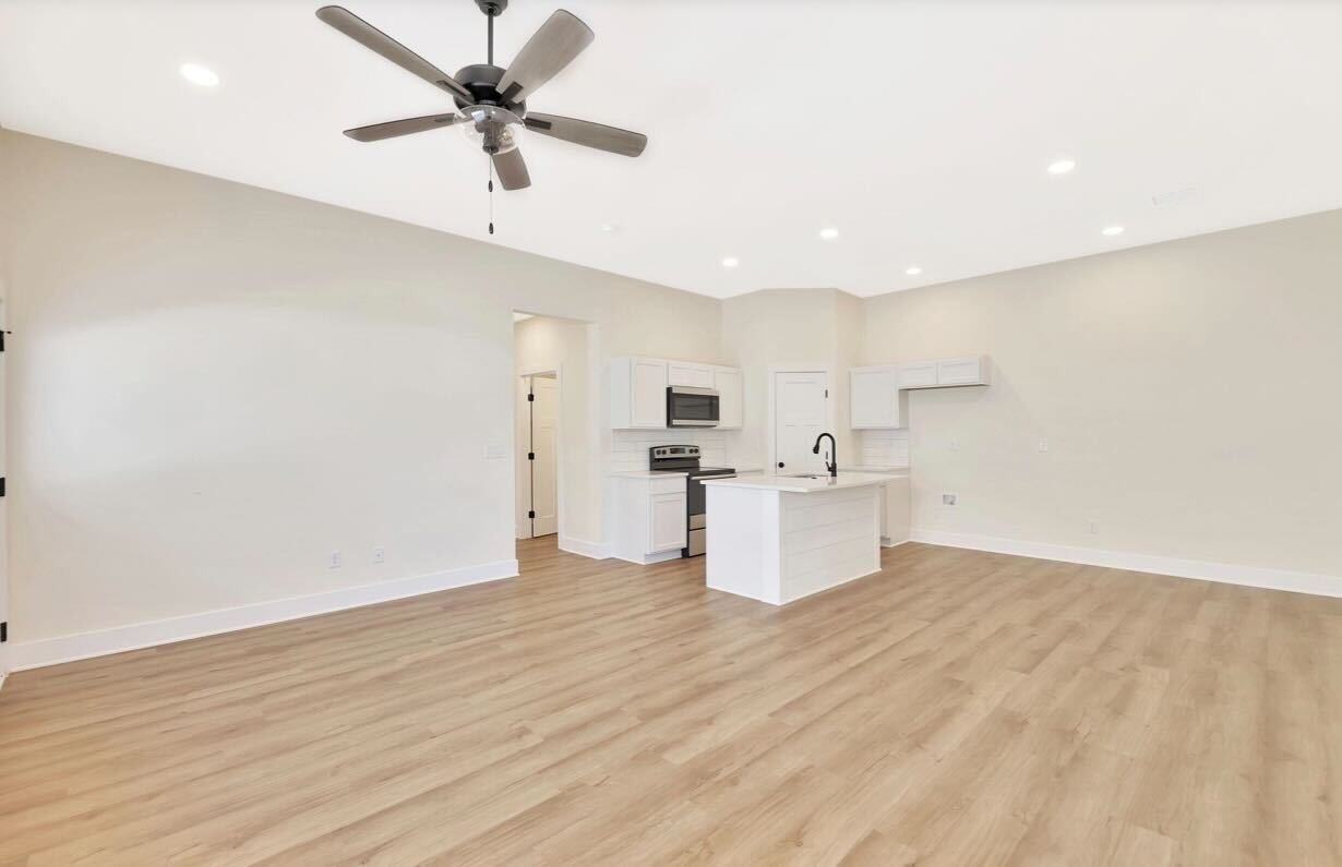 16802 W Lawson St - Photo 5 of 18