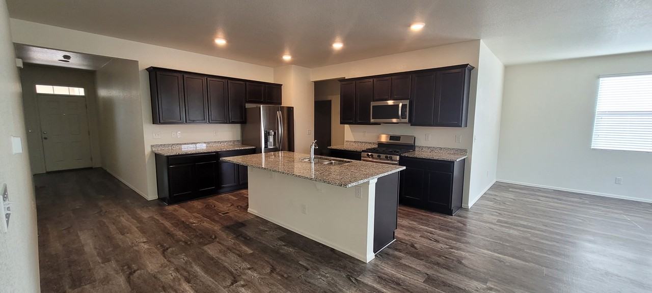 916 Birchdale Ct - Photo 4 of 19