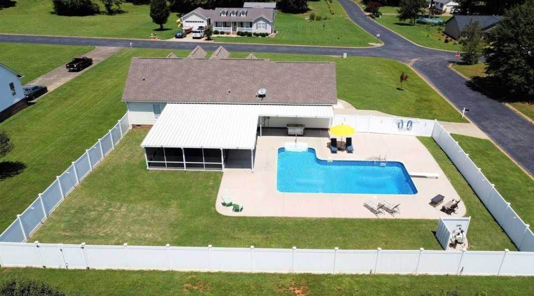 132 Whispering Hills Ln - Photo 6 of 9