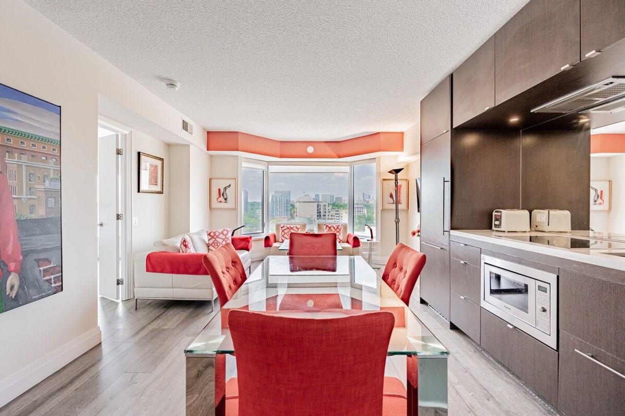 155 Yorkville Avenue - Photo 2 of 38