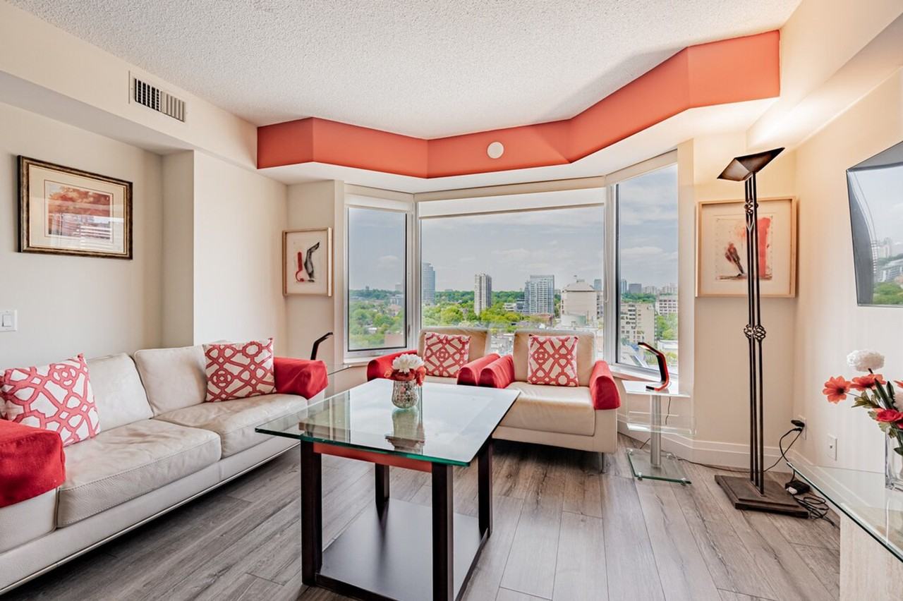 155 Yorkville Avenue - Photo 6 of 38