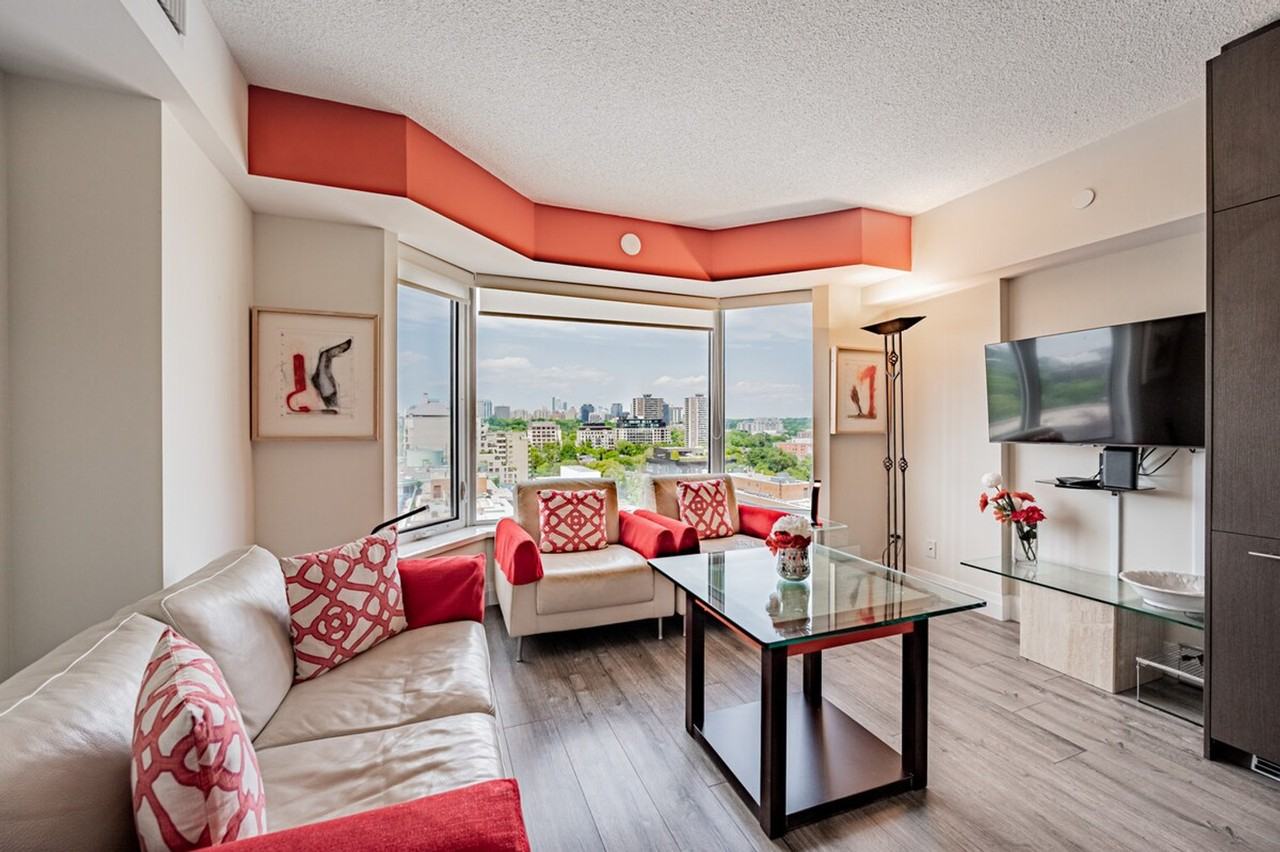 155 Yorkville Avenue - Photo 7 of 38