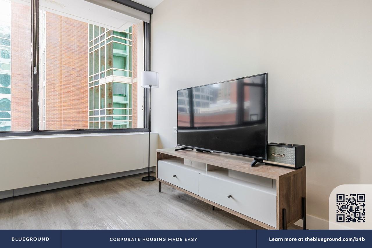 21 East Chestnut Street - Photo 6 of 22