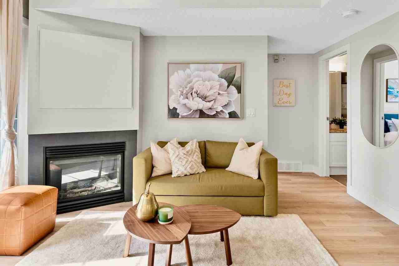 1235 13 Ave Sw #1303229P - Photo 2 of 29