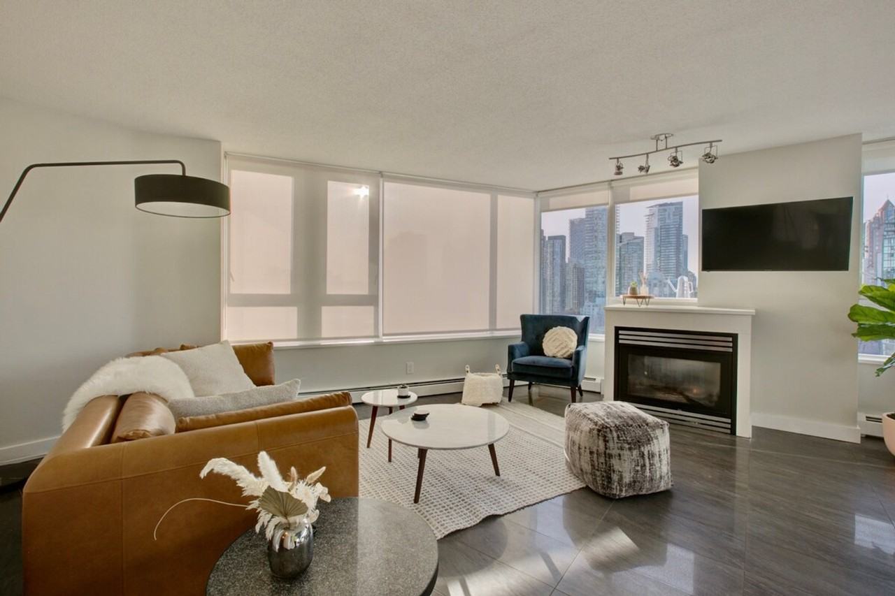 1383 Marinaside Cres #1345532P - Photo 5 of 40