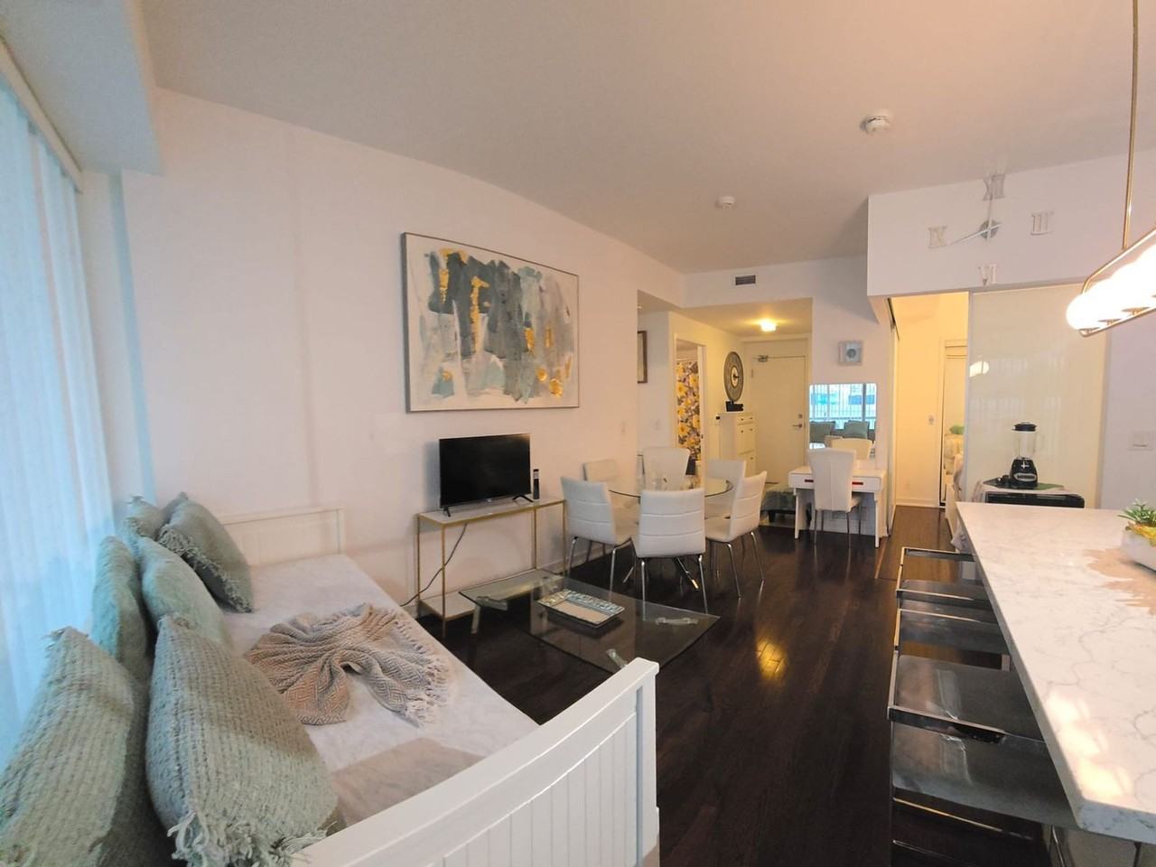 17 Charlotte St #1347725P - Photo 7 of 40