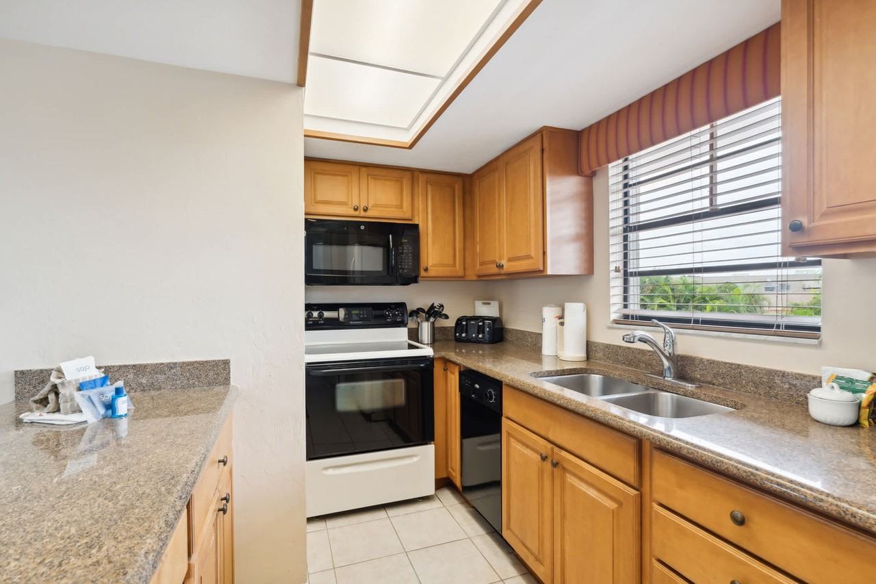 600 Neapolitan Way #1073525P - Photo 5 of 24