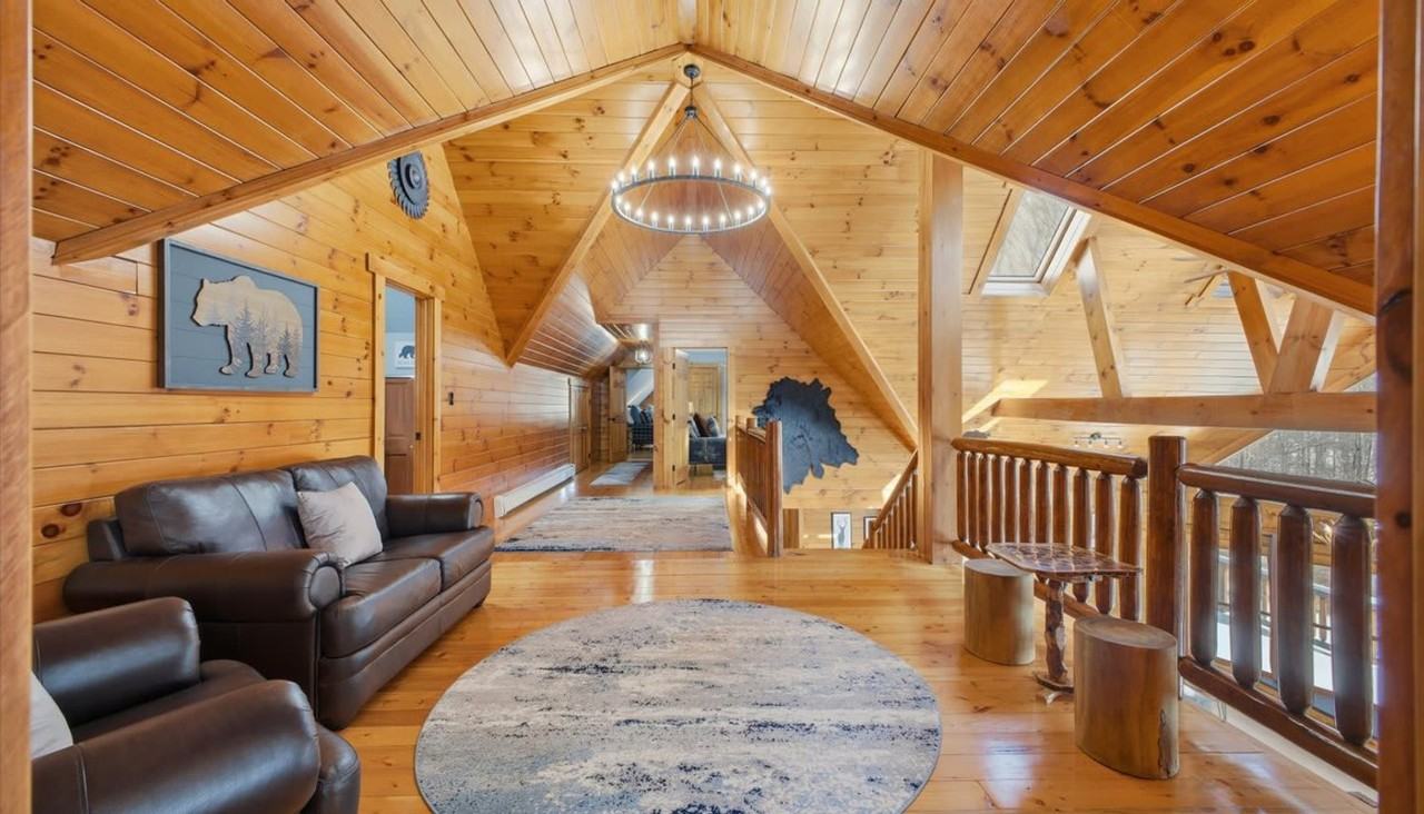 241 Campbell Rd #1375256P - Photo 5 of 50