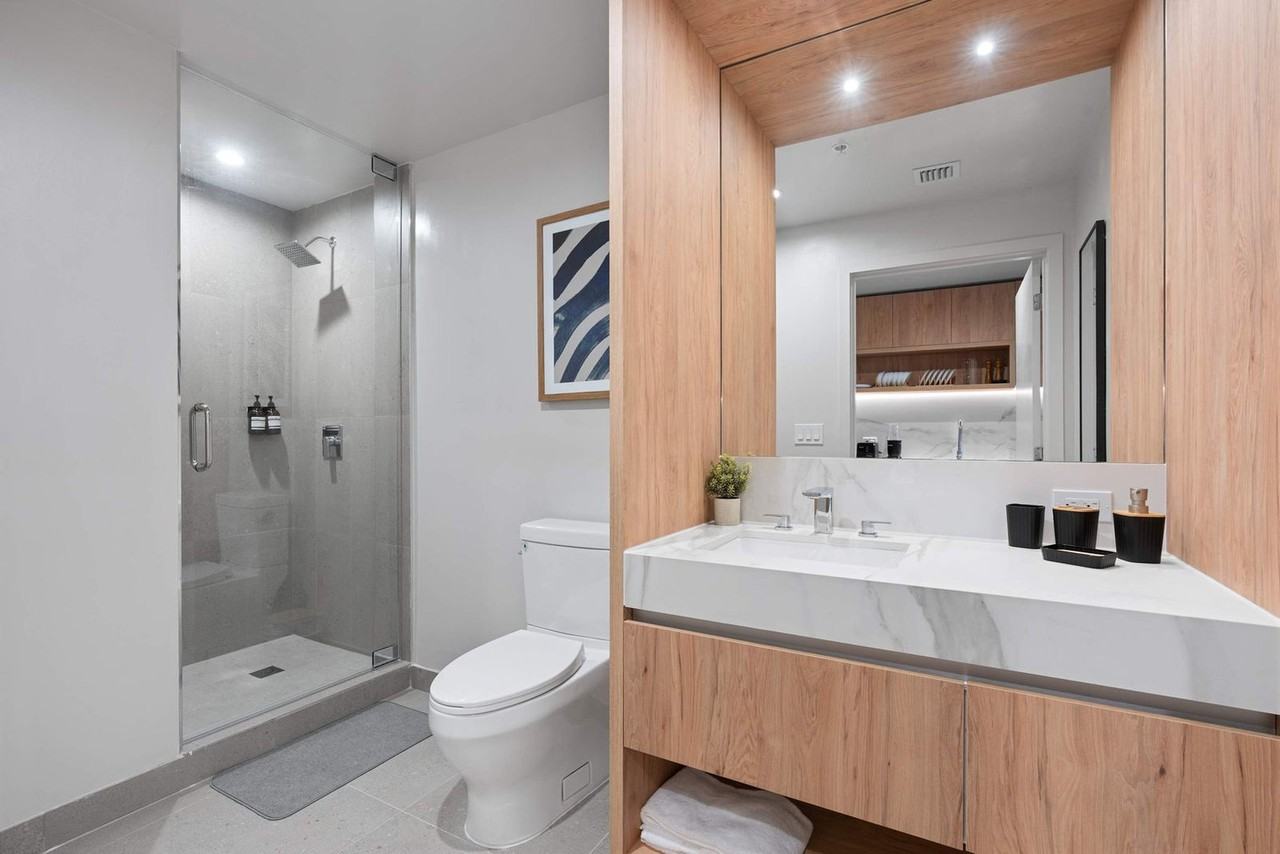 11 Ne 6th St #1376604P - Photo 5 of 33