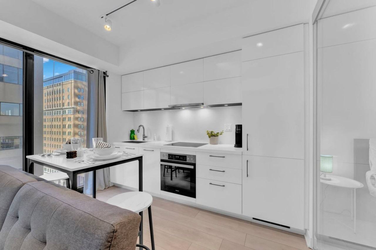 170 Cumberland St #1388910P - Photo 2 of 19