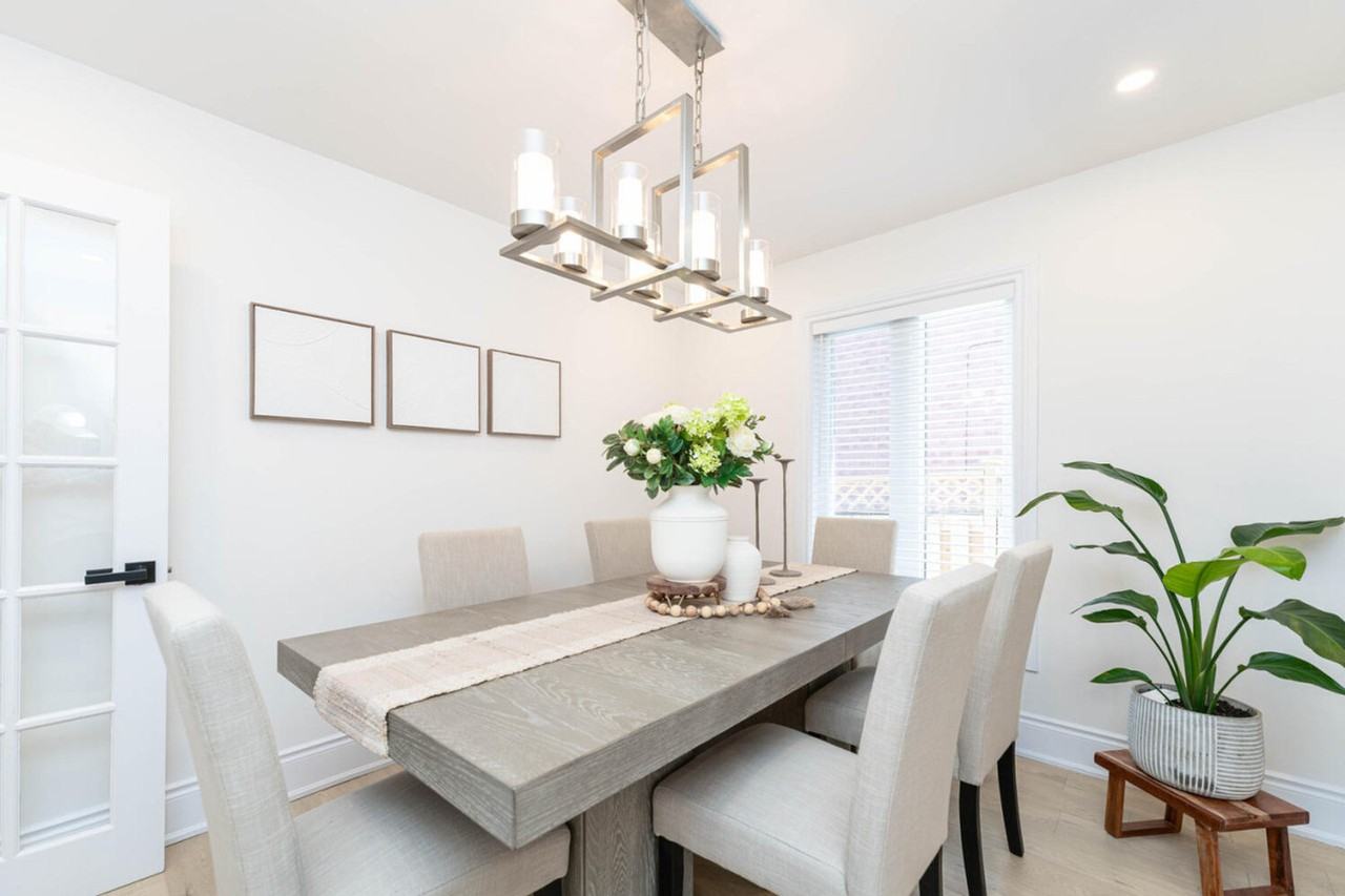 54 Glenmanor Drive - Photo 4 of 25