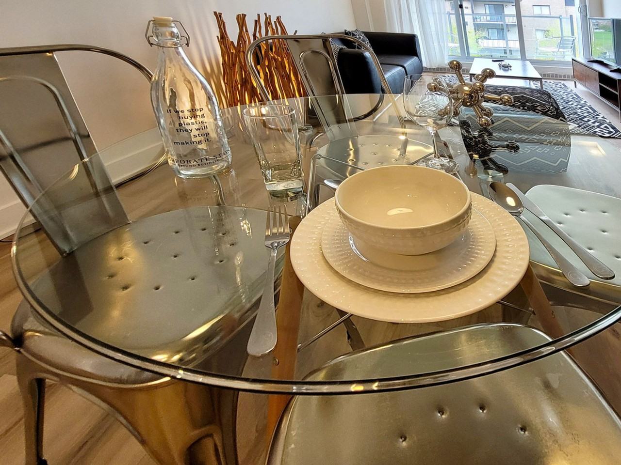 3000 Av Colomb #1222974P - Photo 4 of 26