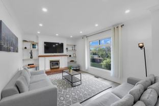 1963 Roy Ivor Cres - Photo 1 of 1