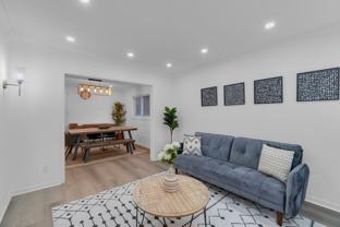 1963 Roy Ivor Cres - Photo 1 of 1