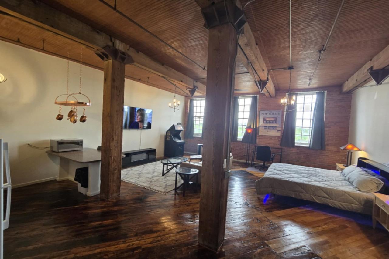 227 Iron St #1438336P - Photo 5 of 13