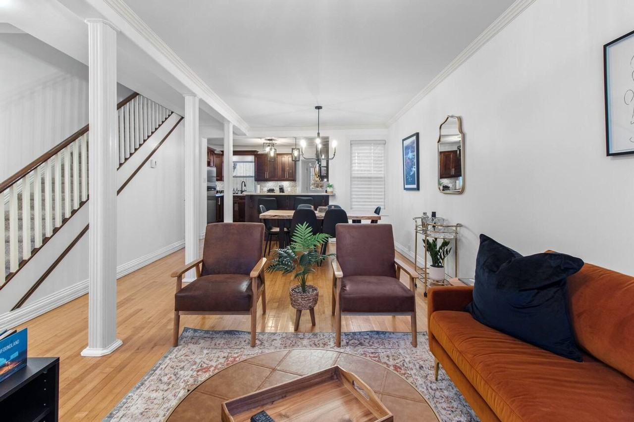 40 Charlton St #1438833P - Photo 2 of 26