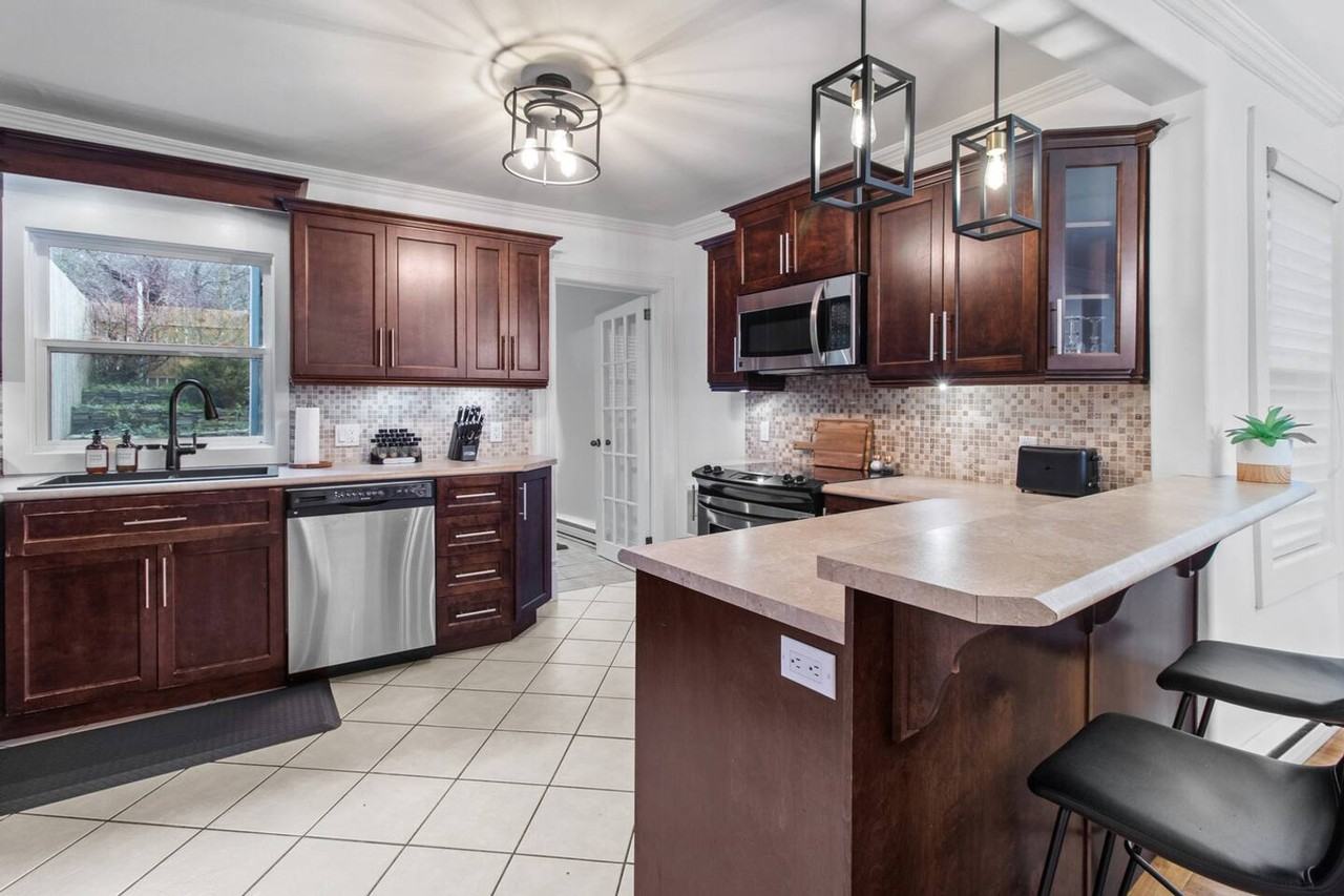 40 Charlton St #1438833P - Photo 4 of 26