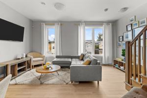 featured image of 52 Pennywell Rd