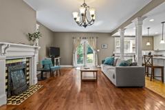 9 Leslie St - Photo 1 of 1