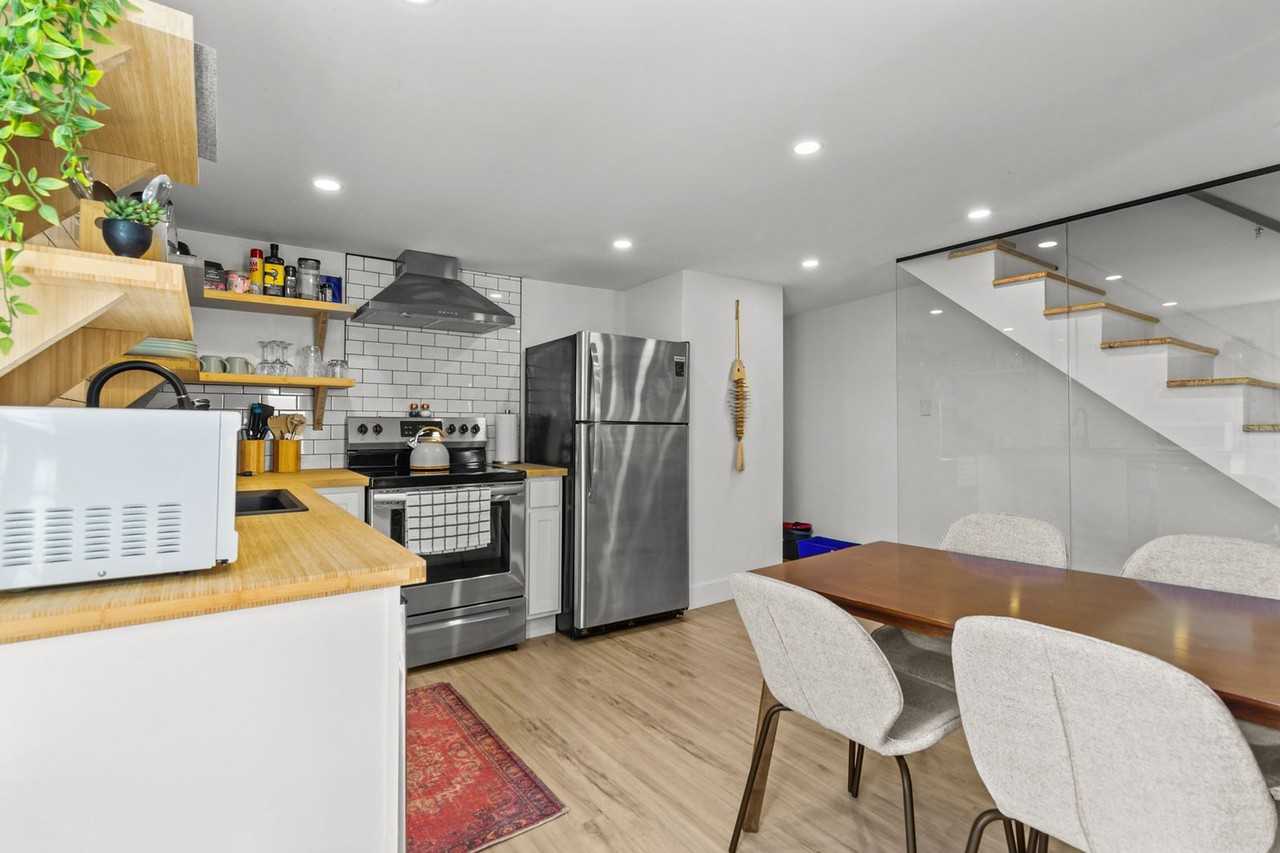 110 Queen'S Rd #1438812P - Photo 7 of 37