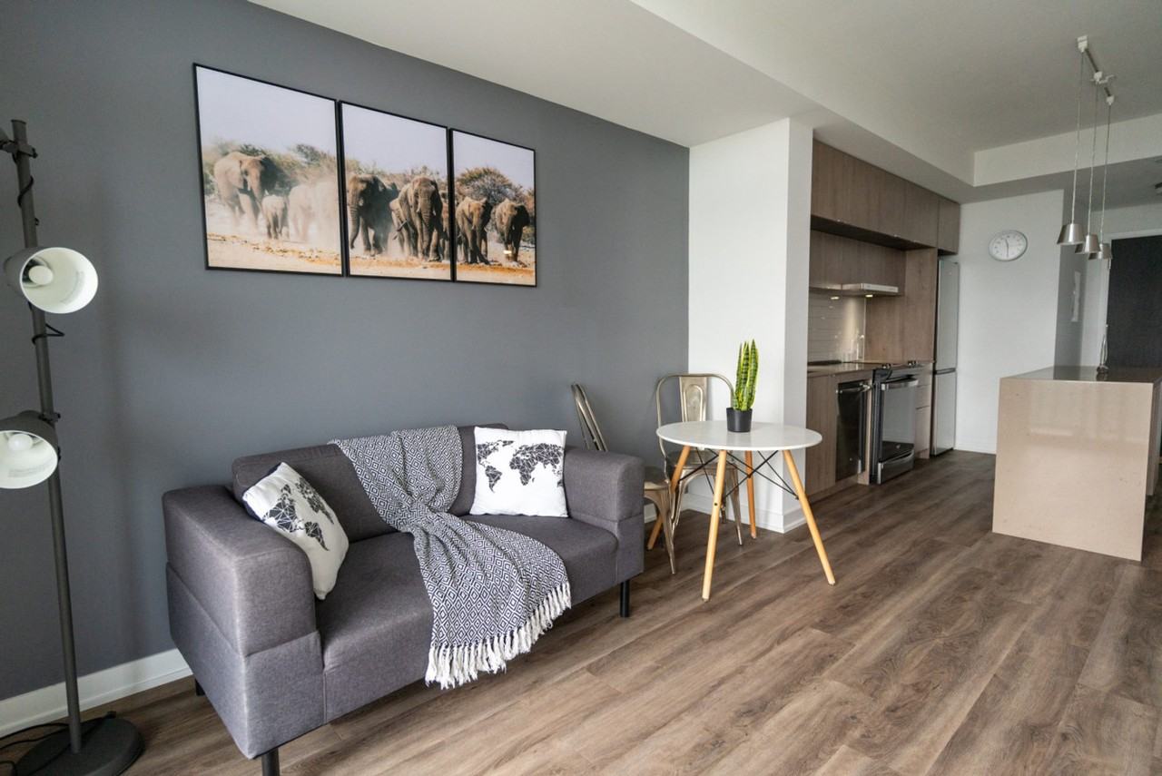 35 Greenfield Ave #1292557P - Photo 3 of 10