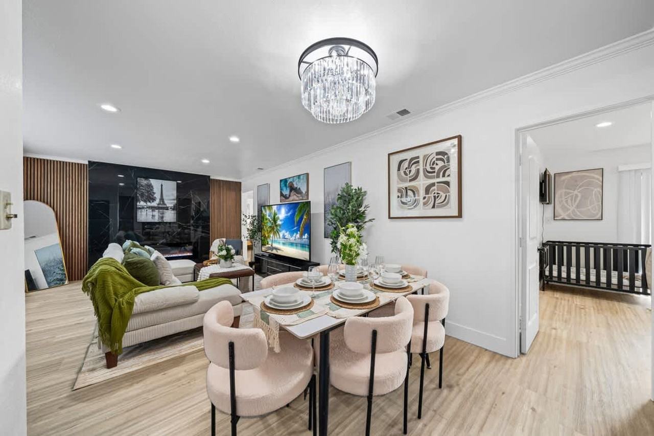 606 S Sunshine Ave #1465022P - Photo 3 of 50