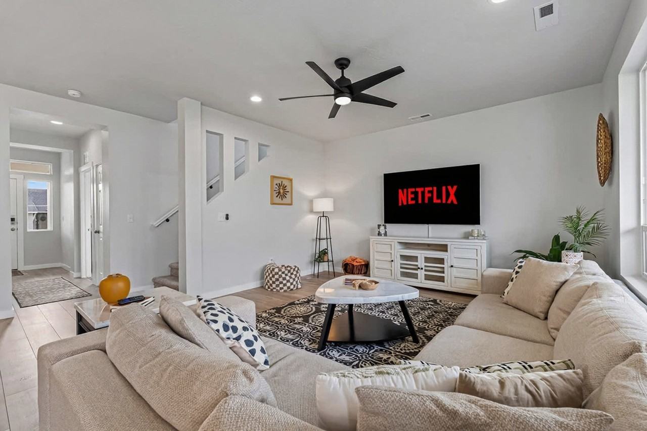 1424 W Bass River Dr #1470094P - Photo 2 of 38