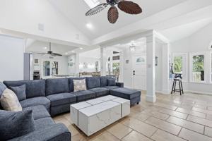 featured image of 6 Ibis St