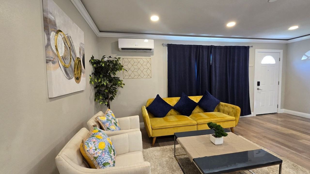 1059 Gillespie Dr #1471793P - Photo 4 of 44