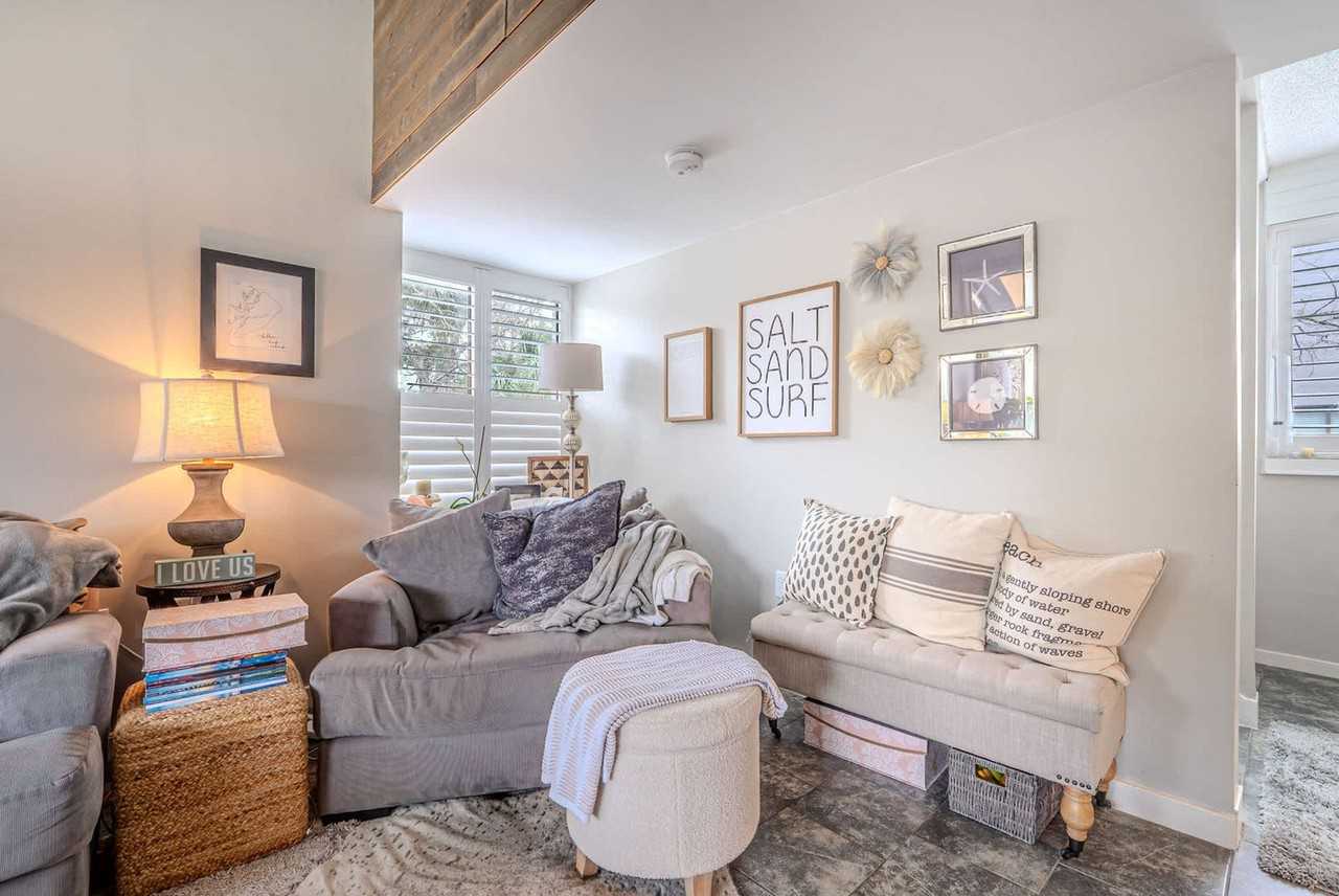 137 Cordillo Parkway - Photo 3 of 37