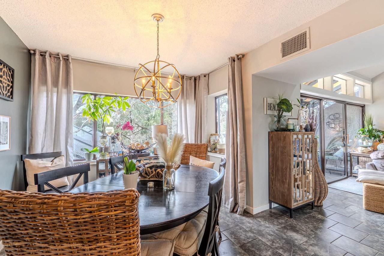 137 Cordillo Parkway - Photo 6 of 37