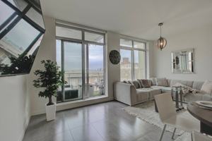 featured image of 203 East 7th Ave