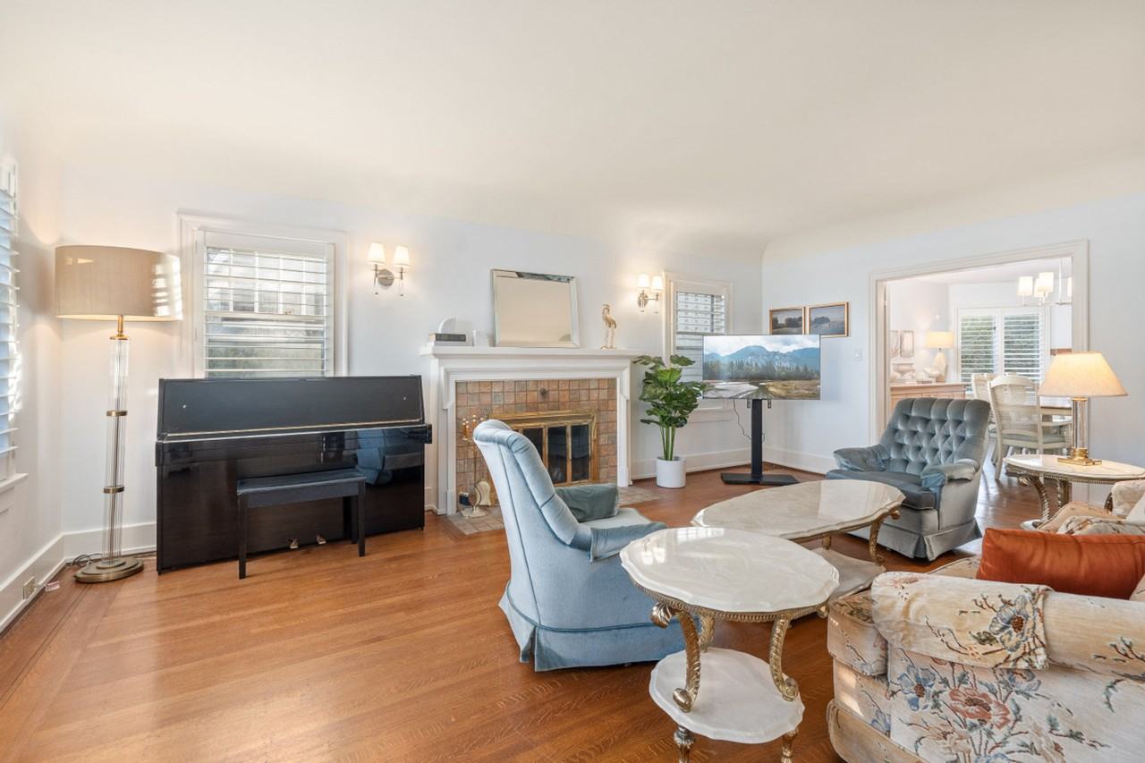 5909 Cartier St #1473255P - Photo 7 of 50