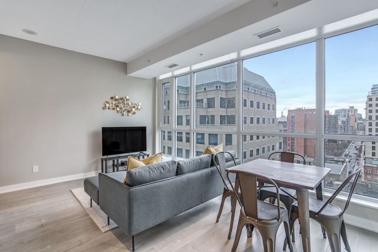 199 Richmond St W #1471492P - Photo 3 of 26