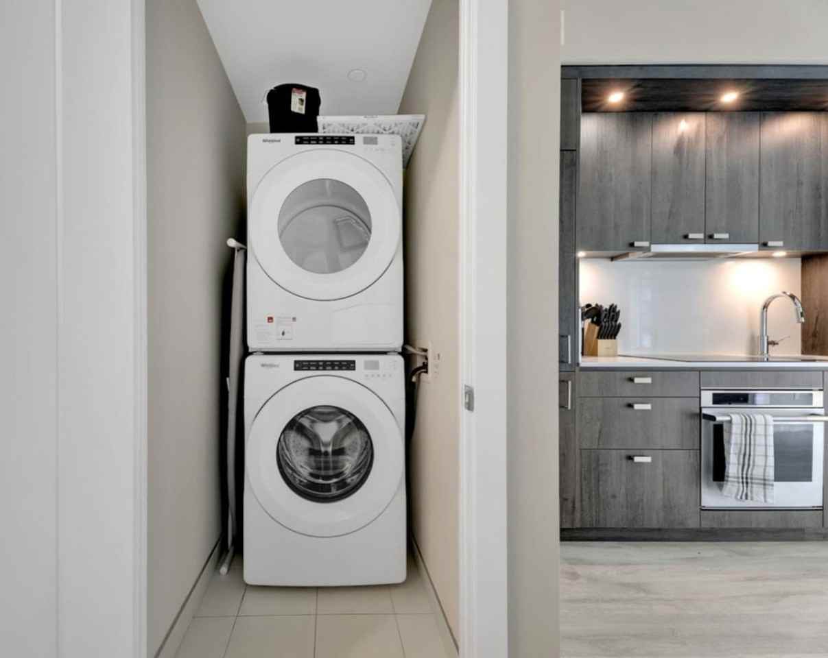 480 Front St W #1471508P - Photo 6 of 13