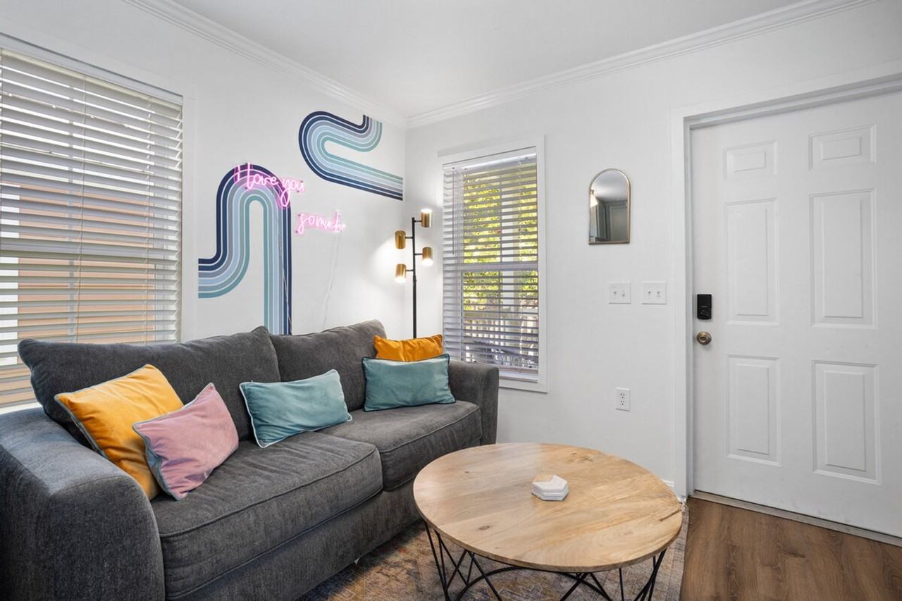 1911 Government St #1473628P - Photo 2 of 21