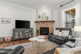 164 Markham Dr - Photo 1 of 1