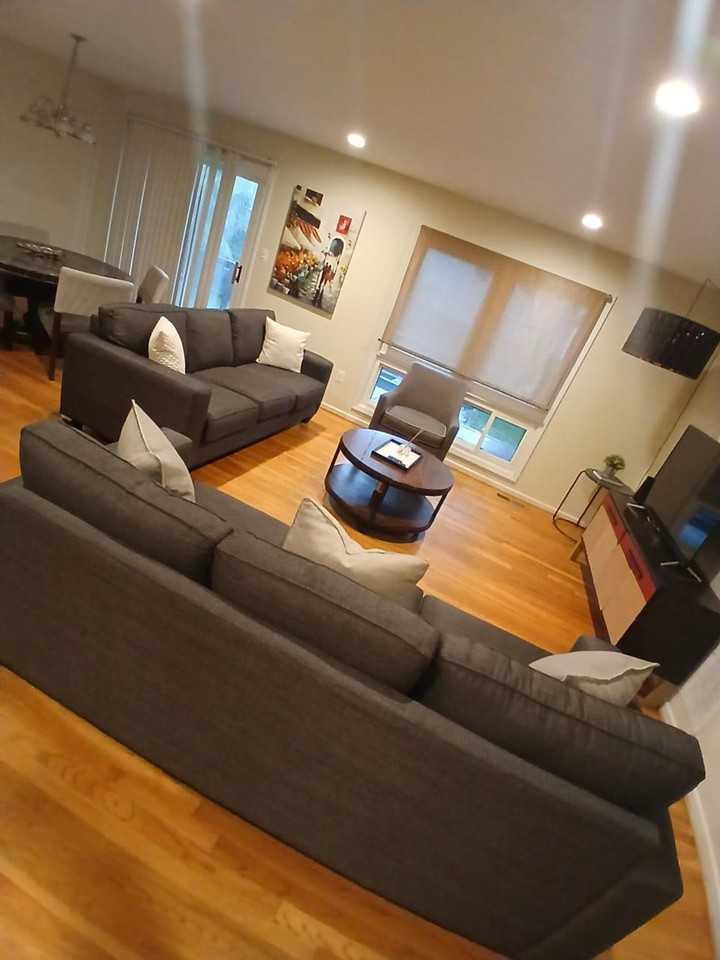 1937 Woodford Rd #1473412P - Photo 7 of 18