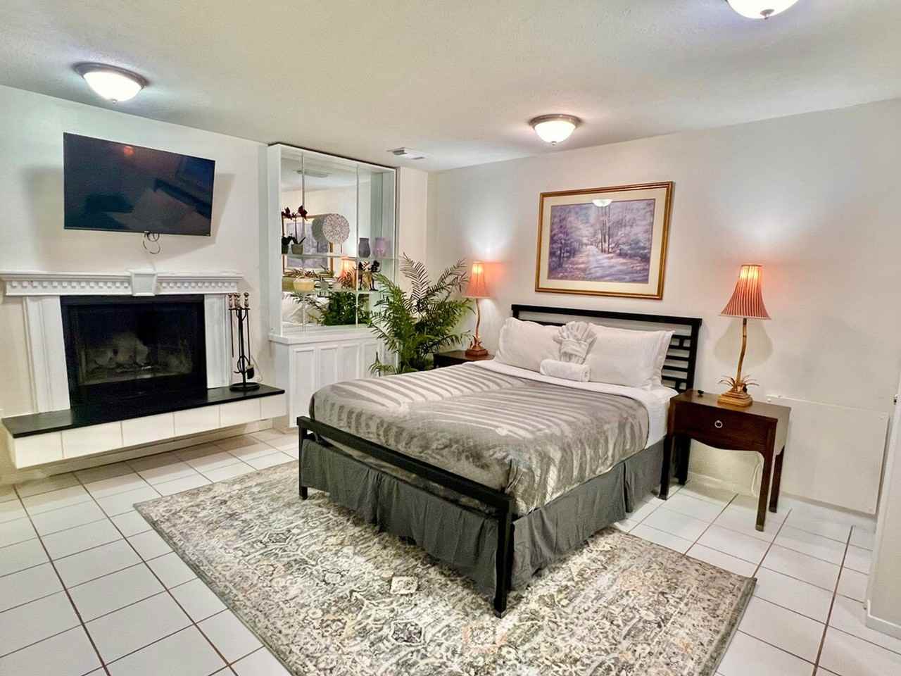 11514 Hearthstone Ct #1473426P - Photo 3 of 28