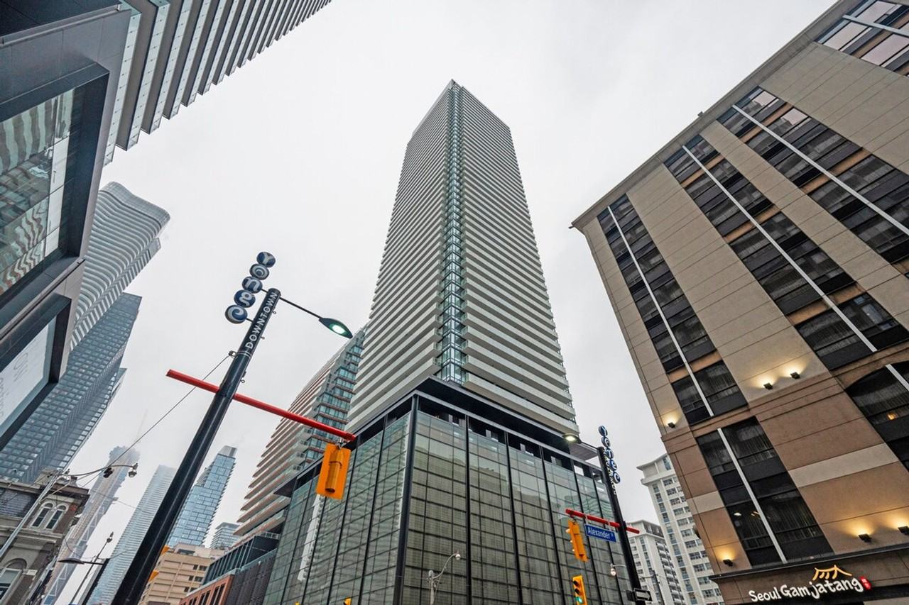 7 Wood St #1490297P - Photo 6 of 20