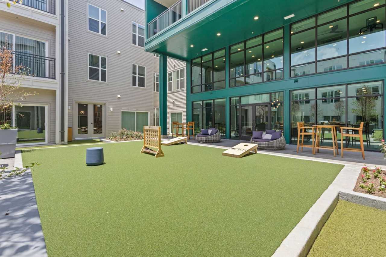 596 W 9th St #1491166P - Photo 6 of 29